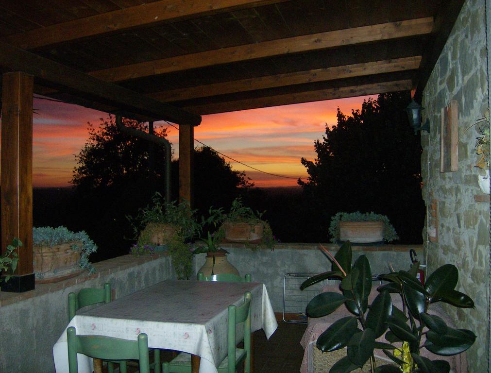Casa Dina Bed & Breakfast Terontola ภายนอก รูปภาพ